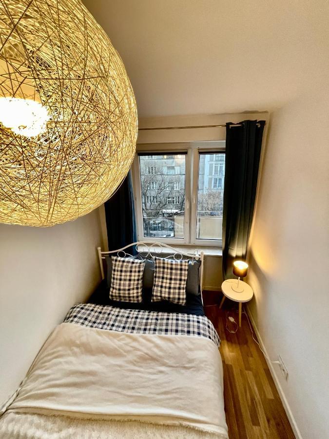 Decor 2 Metro Fast Wifi 55'tv Netflix Hbo Cozy Butas